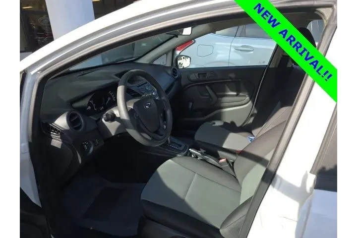 $11089 : Ford Fiesta 2016 S 4dr Sedan image 5