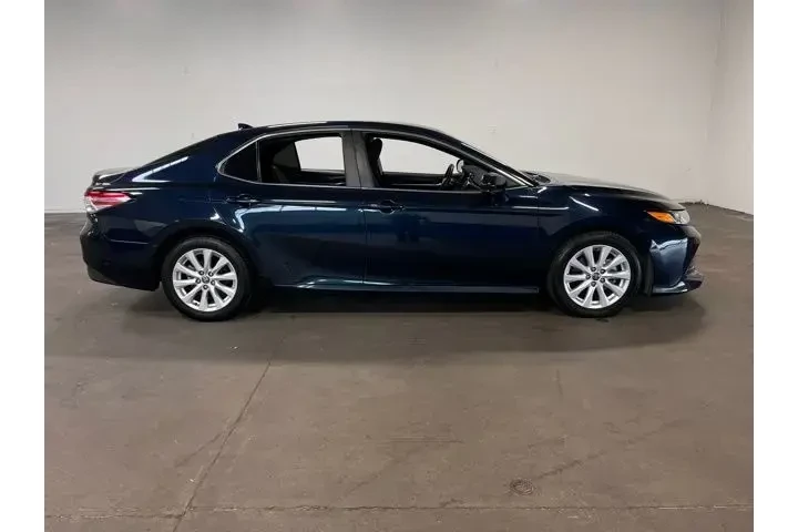 $19470 : Toyota Camry 2020 LE 4dr Sed image 2