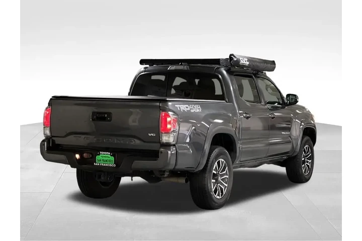 $37990 : Gold Certified 2023 Tacoma TR image 5