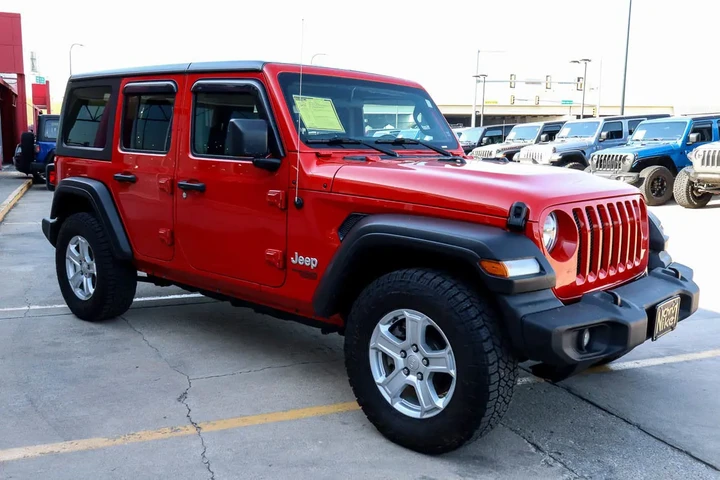 $25988 : 2018 Wrangler Unlimited Sport image 4