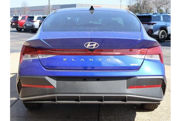 $26547 : Hyundai ELANTRA Hybrid 2026 image 5