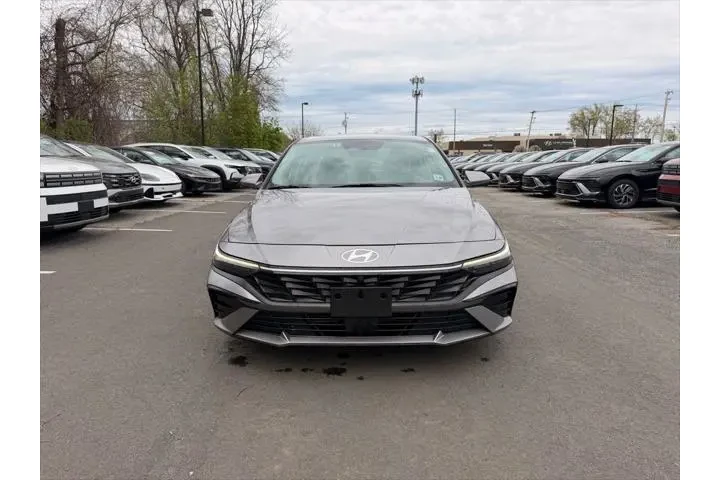 $21500 : Hyundai ELANTRA 2024 Limited image 9