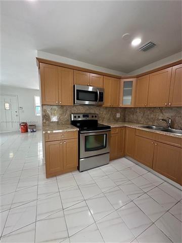 $415000 : Casa en Miami image 10