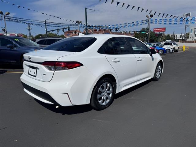 $25299 : 2022 Corolla LE CVT (Natl) image 3