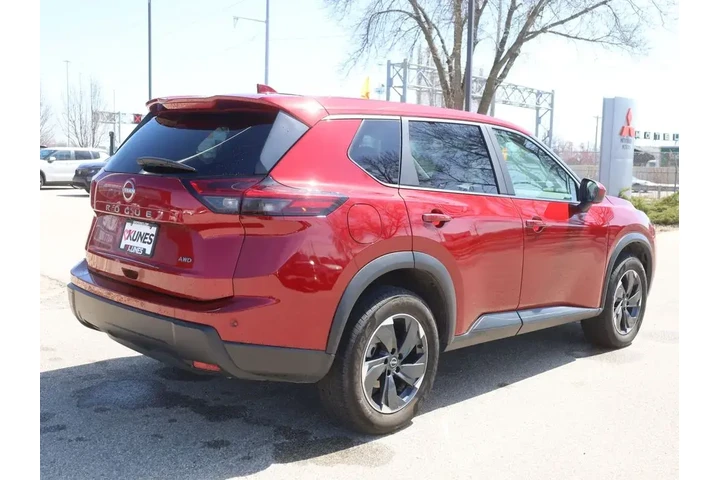 $22277 : Nissan Rogue 2025 AWD SV 4dr image 8