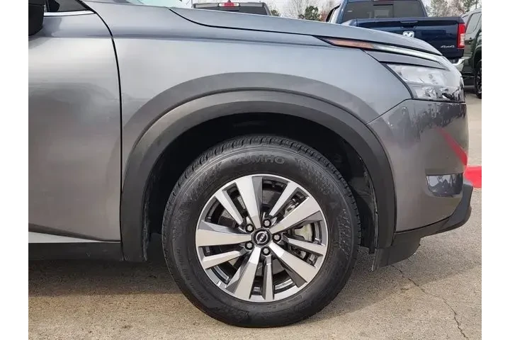 $39724 : Nissan Pathfinder 2025 AWD S image 8