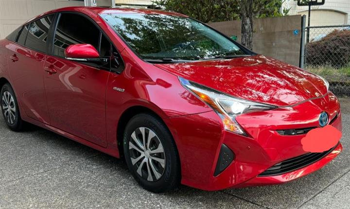 $7000 : Toyota Prius 2017 image 3