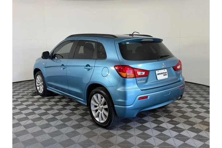 $5999 : Mitsubishi Outlander Sport 2 image 2