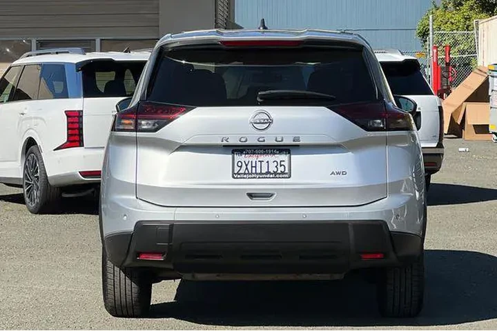 $17790 : Nissan Rogue 2024 AWD S 4dr image 7