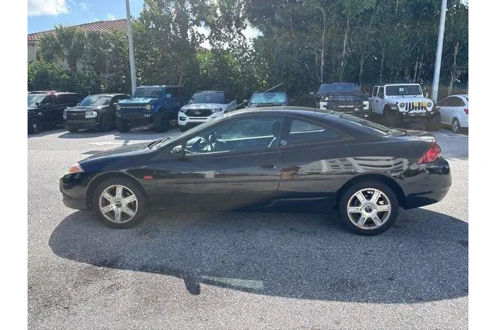 $8991 : Mercury Cougar 2001 2dr Hatc image 4