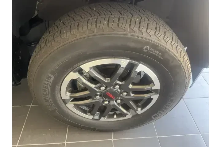 $37690 : Toyota Tacoma 2025 4x2 TRD S image 7