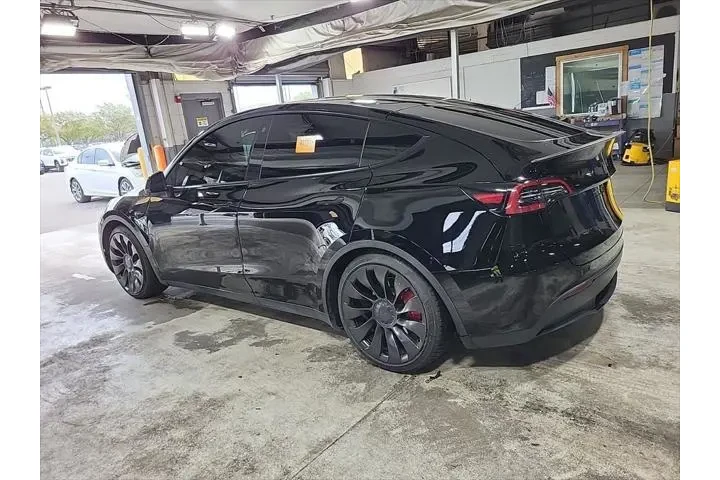 $28990 : Tesla Model Y 2023 AWD Perfo image 4