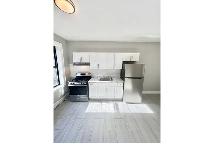 $1200 : appartment for rent image 8