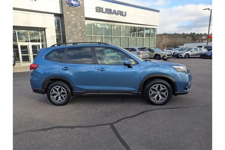 $27985 : Subaru Forester 2023 AWD Pre image 1