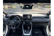 $23989 : 2021 RAV4 Hybrid XSE thumbnail