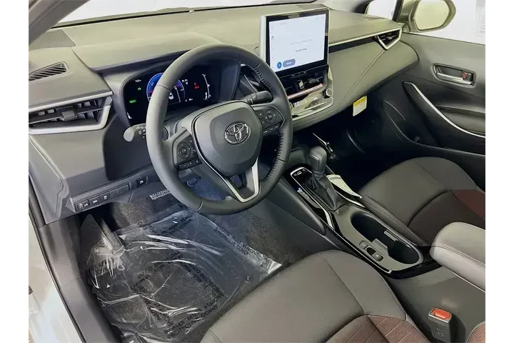 $27900 : Toyota Corolla Hybrid 2025 S image 9