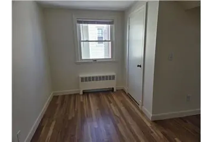 $2800 : Rental property with 2 bedro image 10