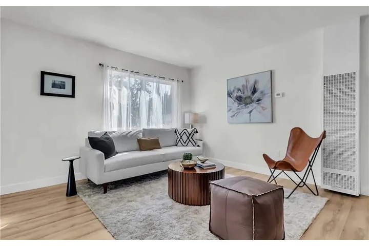 $2600 : Your dream house awaits you.. image 4