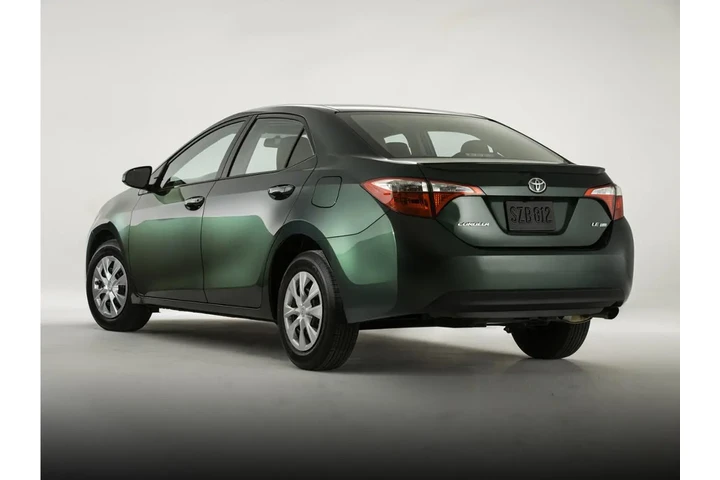 $11991 : Toyota Corolla 2014 LE 4dr S image 1