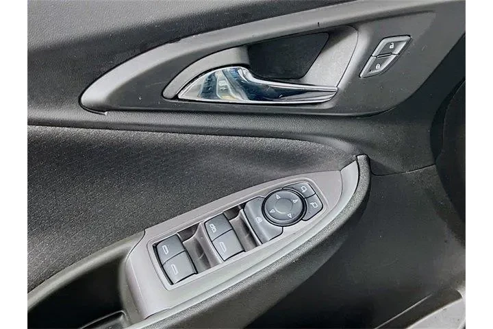 $21975 : Chevrolet Malibu 2024 LT 4dr image 9