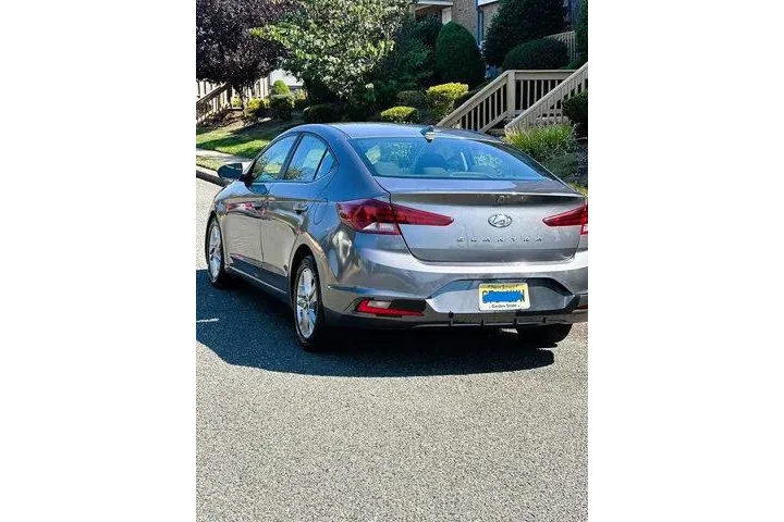 $7995 : Hyundai ELANTRA 2020 Limited image 6