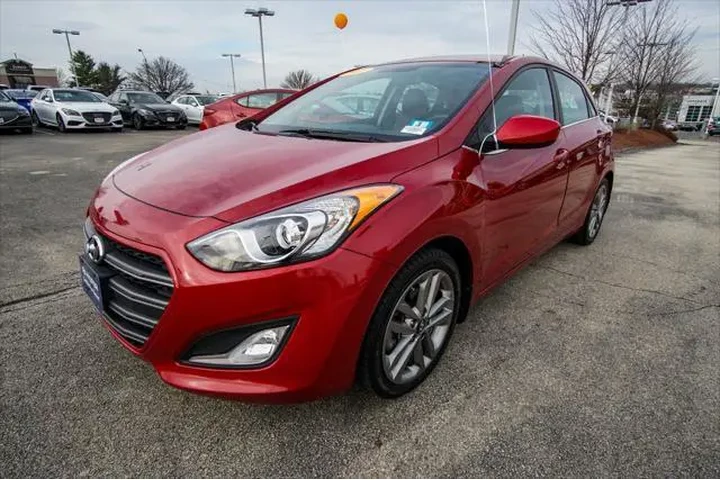 $9200 : Hyundai ELANTRA GT 2017 4dr image 7