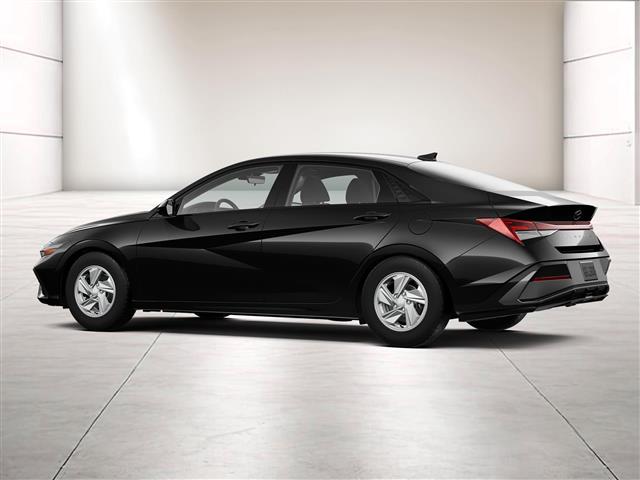 $23355 : New 2024 Hyundai ELANTRA SE image 4