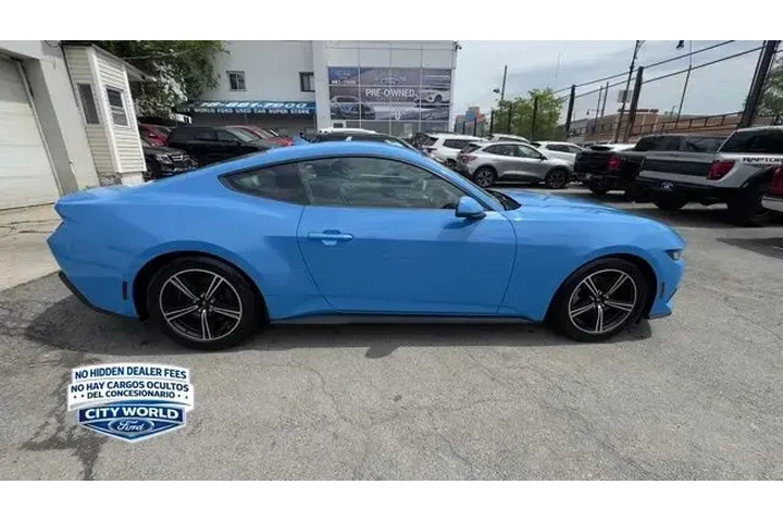 $31488 : Ford Mustang 2024 EcoBoost 2 image 4