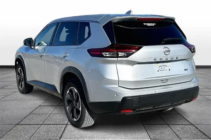 $23613 : Nissan Rogue 2024 SV 4dr Cro image 10