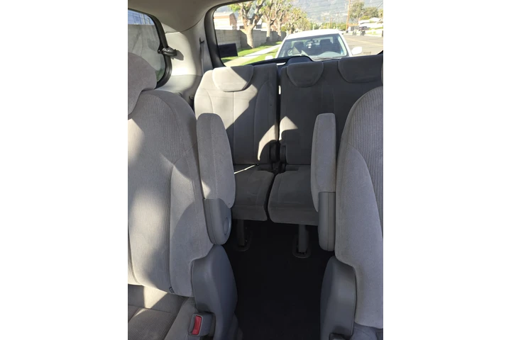 $4000 : Kia Sedona 2008 image 7