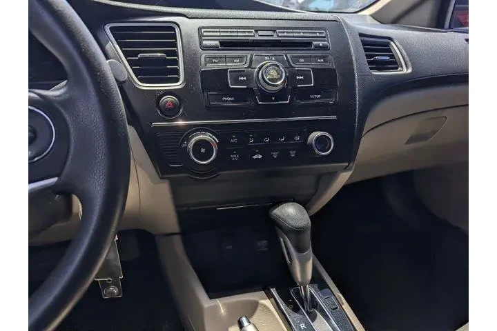 $13999 : Honda Civic 2014 LX 4dr Seda image 9