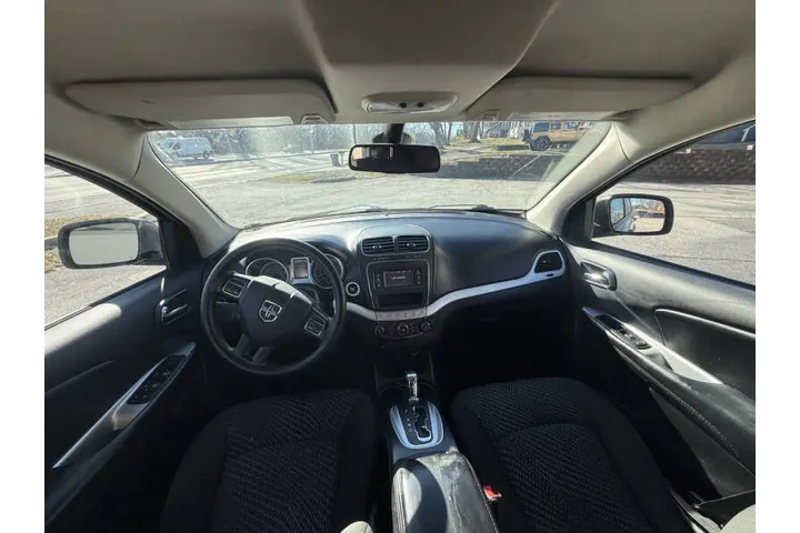 $4999 : 2019 Journey SE Value Package image 6