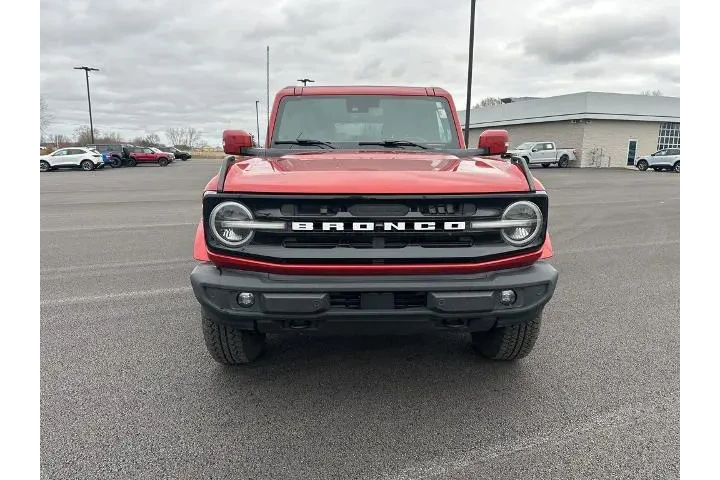 $39385 : Ford Bronco 2022 4x4 Big Ben image 2