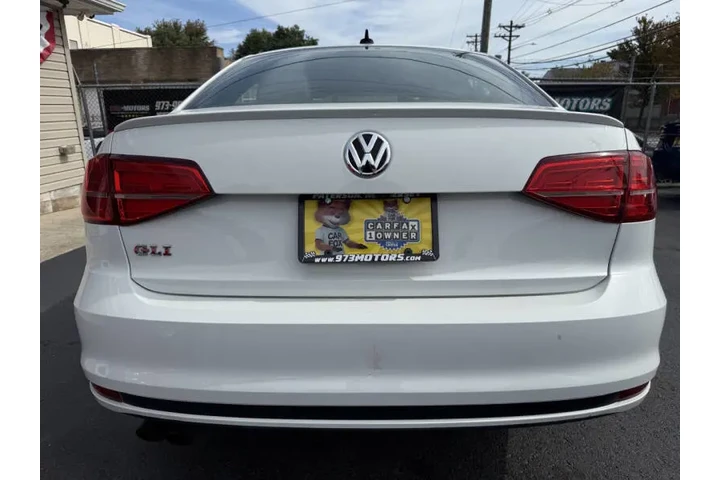 $8299 : 2015 Jetta GLI SEL image 9