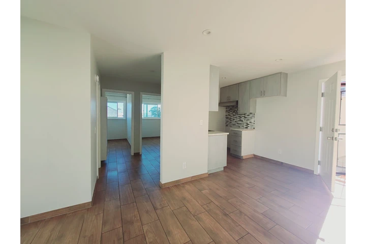 $1999 : RENTO APARTAMENTO image 4