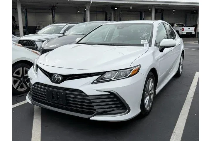 $24328 : Toyota Camry 2023 LE 4dr Sed image 2