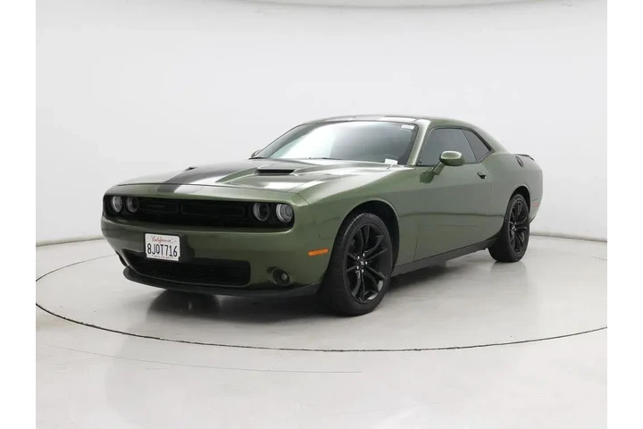 $22998 : Dodge Challenger 2018 SXT 2d image 4