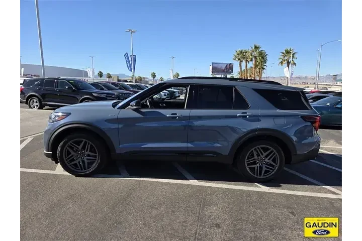 $39900 : Ford Explorer 2025 ST-Line 4 image 4