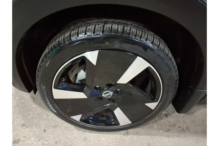 $24823 : Nissan Kicks 2025 AWD SR 4dr image 7