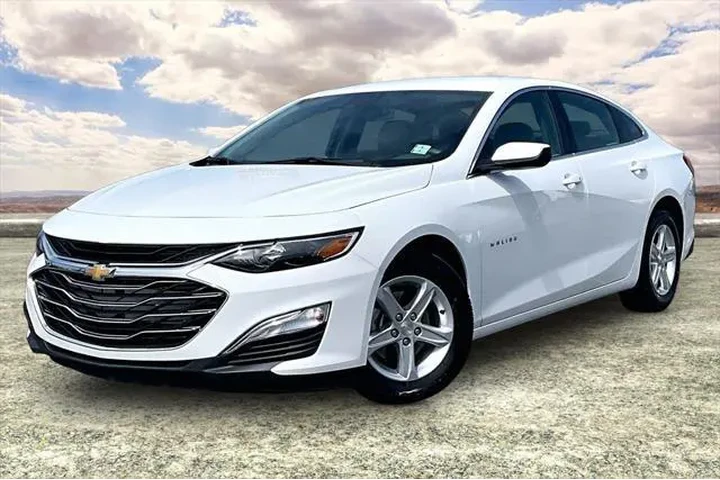 $23991 : Chevrolet Malibu 2024 LS 4dr image 3
