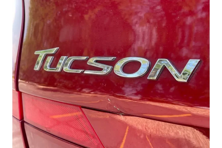 $13900 : 2021 Tucson Value image 10