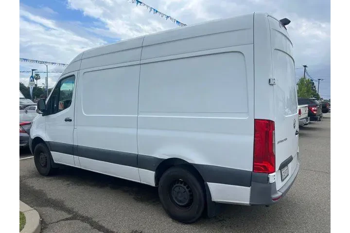 $36575 : Mercedes-Benz Sprinter 2020 image 4