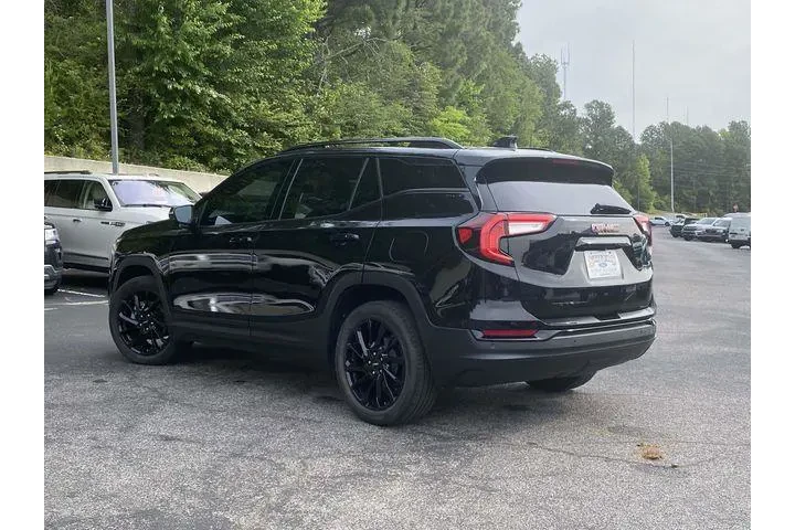 $25990 : GMC Terrain 2023 SLT 4dr SUV image 6