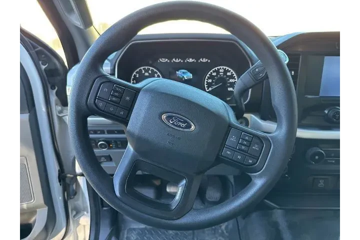 $32497 : Ford F-150 2021 4x4 XL 4dr S image 9