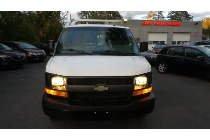 $12900 : 2013 Express 2500 image 8