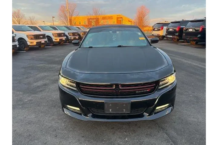 $19000 : Dodge Charger 2020 AWD SXT 4 image 1