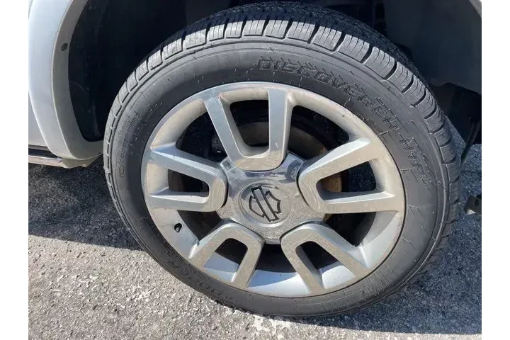 $16900 : Ford F-150 2011 4x4 Harley-D image 5